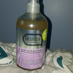 Skinfix baby hair & body wash
